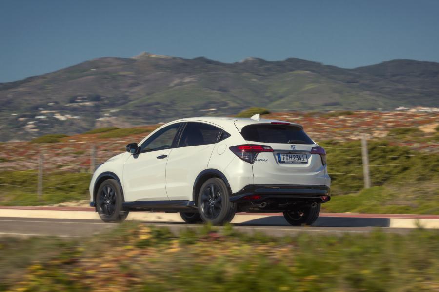  Honda HR-V Sport 2018 года  (EU) (фото 4 из 40)